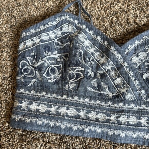 American Eagle Chambray Smocked Denim Halter Crop Top Blue Size Small - Picture 2 of 5